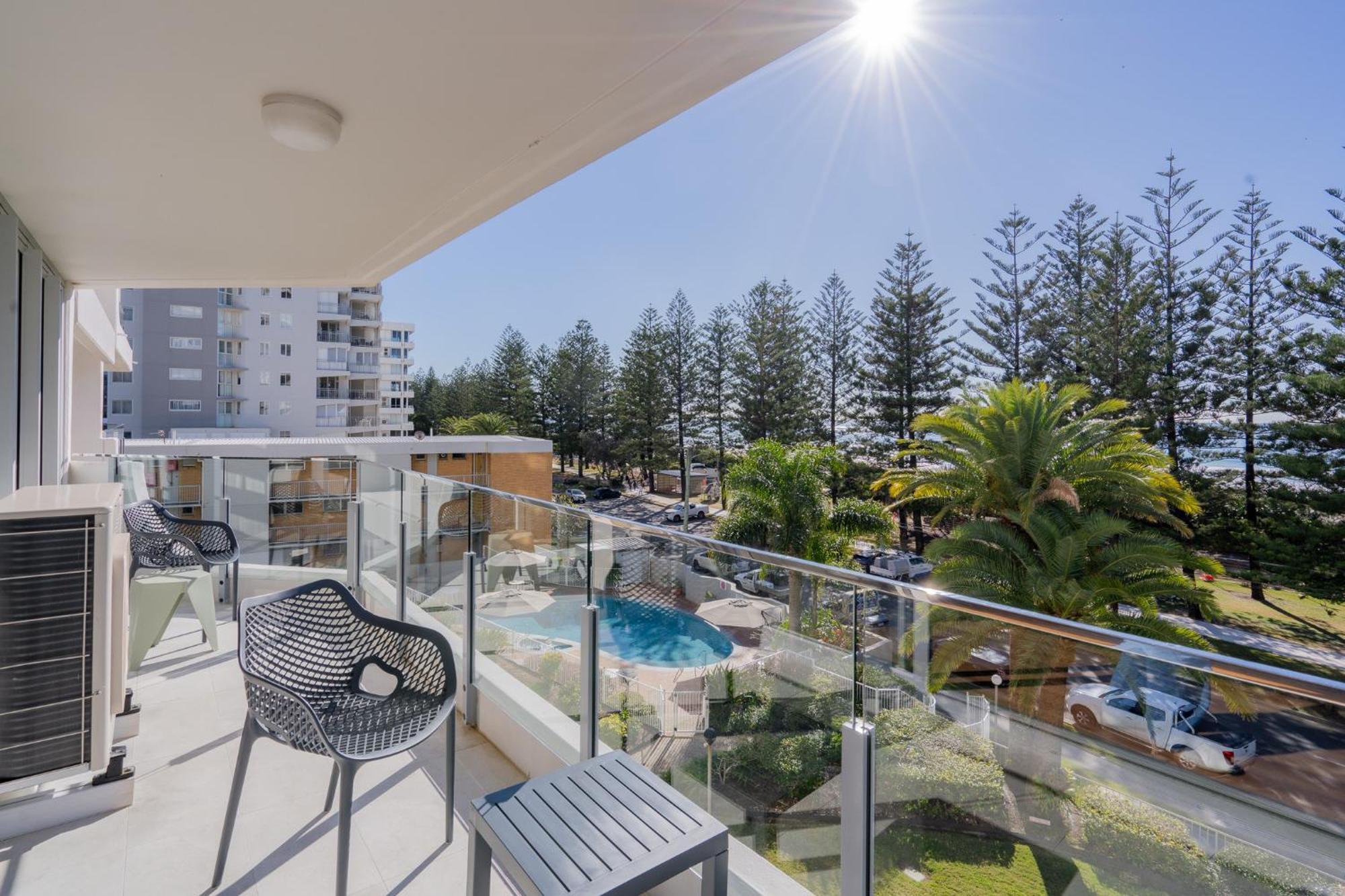 Cashelmara Beachfront Apartments Гоулд Коуст Екстериор снимка