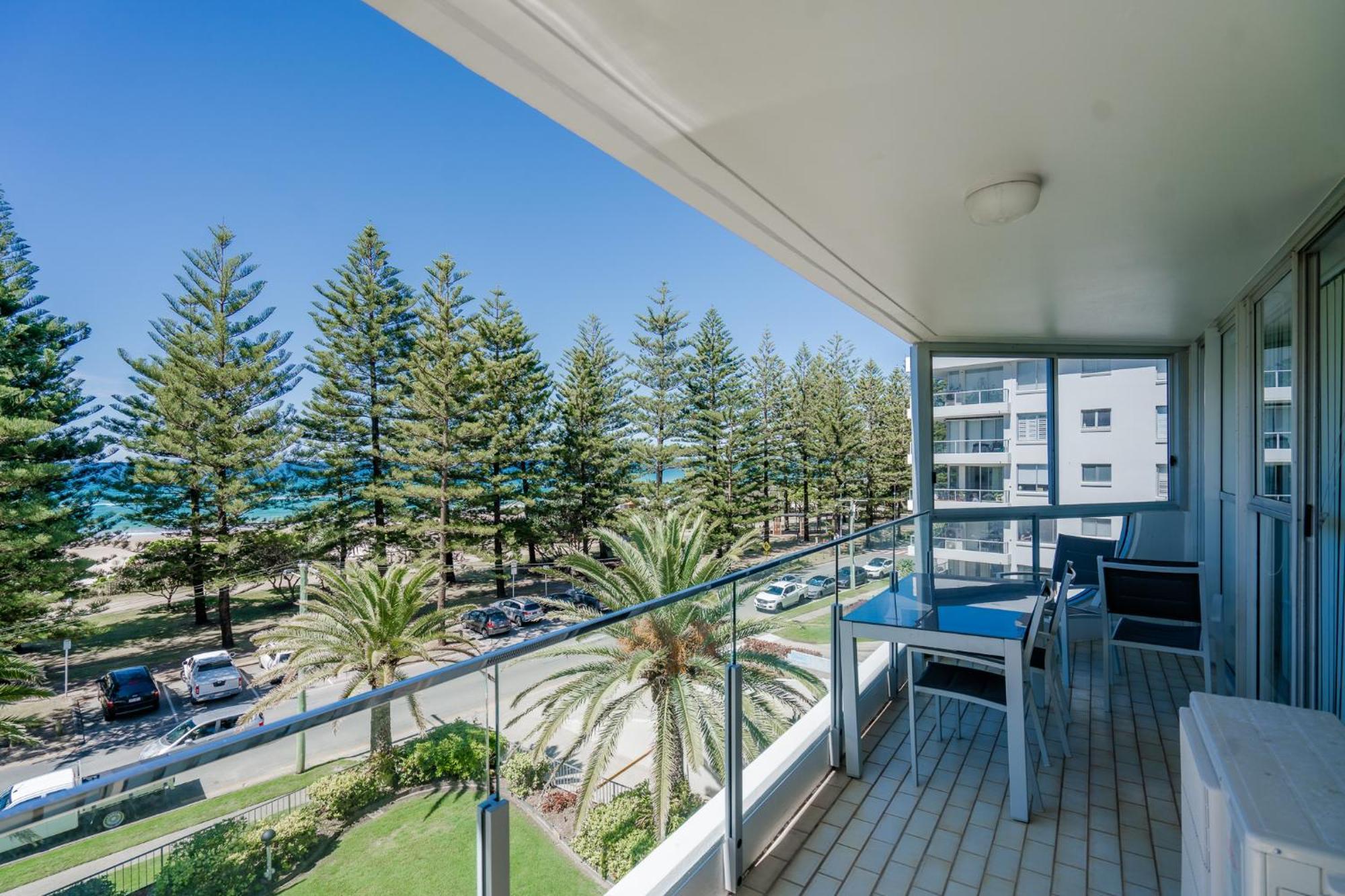 Cashelmara Beachfront Apartments Гоулд Коуст Екстериор снимка
